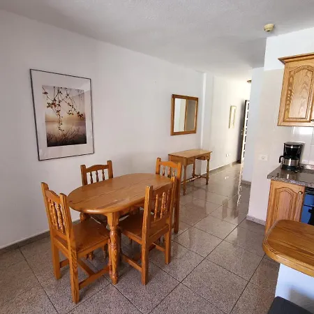 Apartman Las Blanquitas 1 *